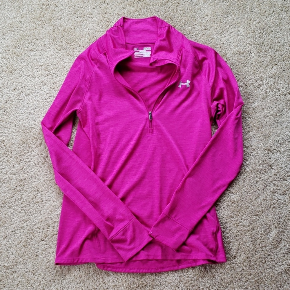 Under Armour top